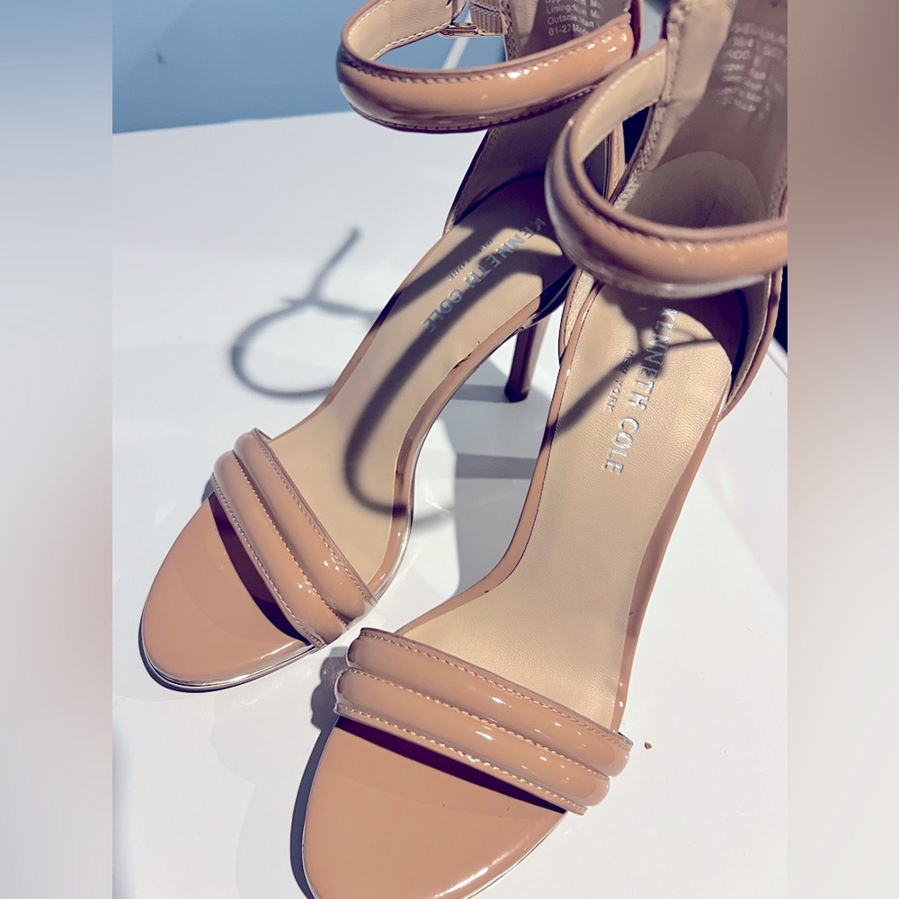 Kenneth Cole Heels 👠